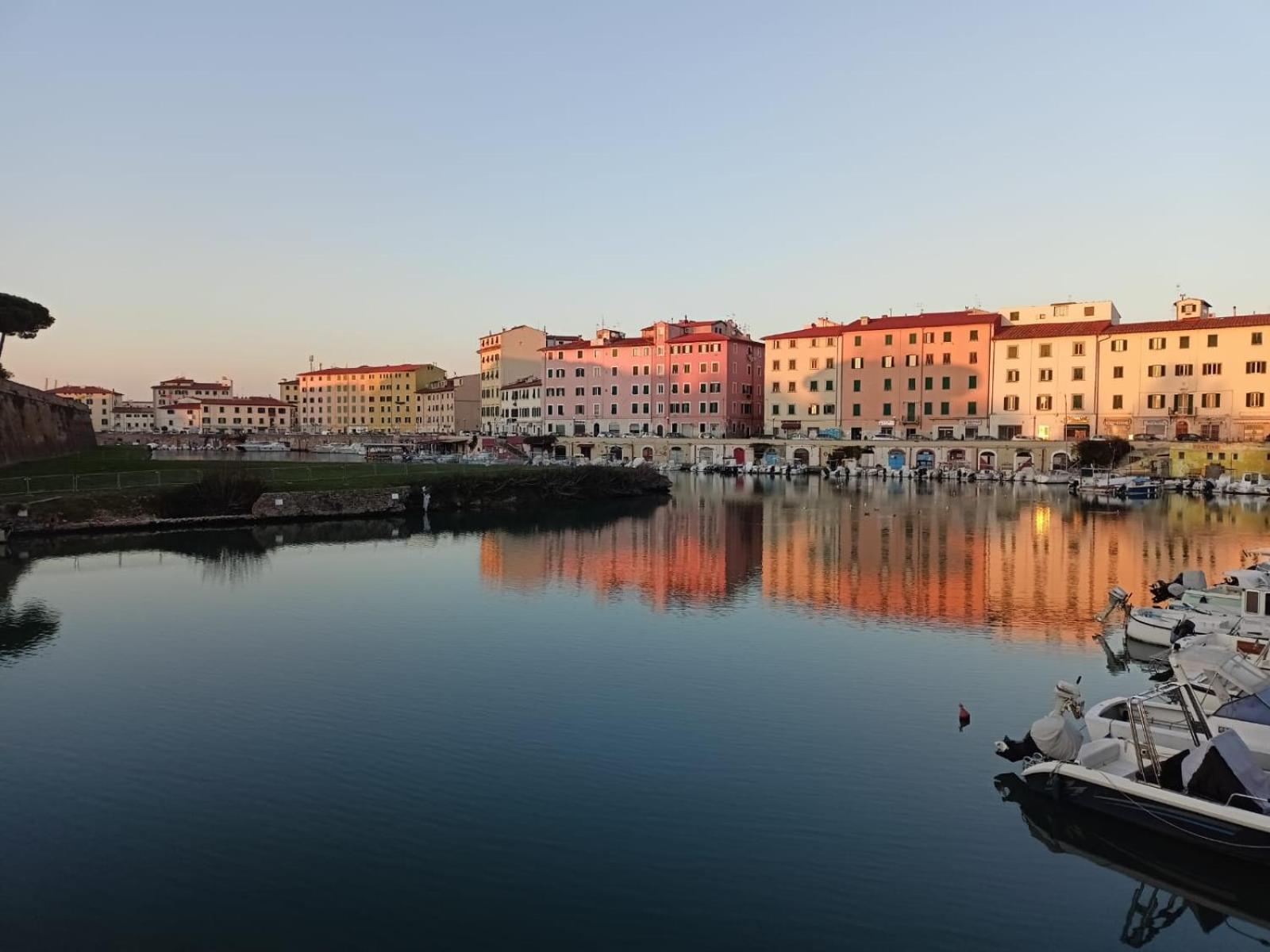 Grande 155 Guest House Tuscany Livorno Esterno foto